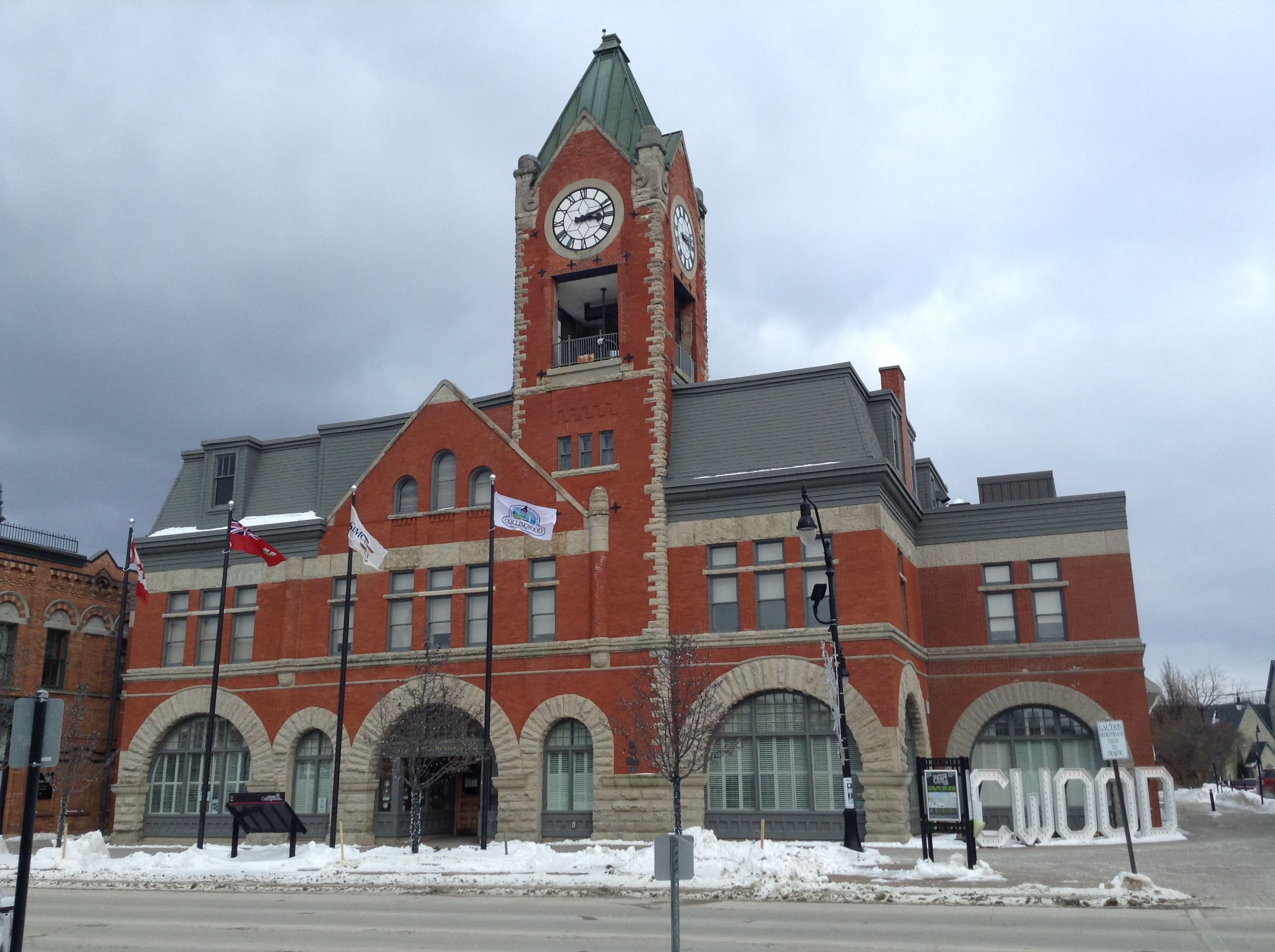 Simcoe cityscape and real estate market